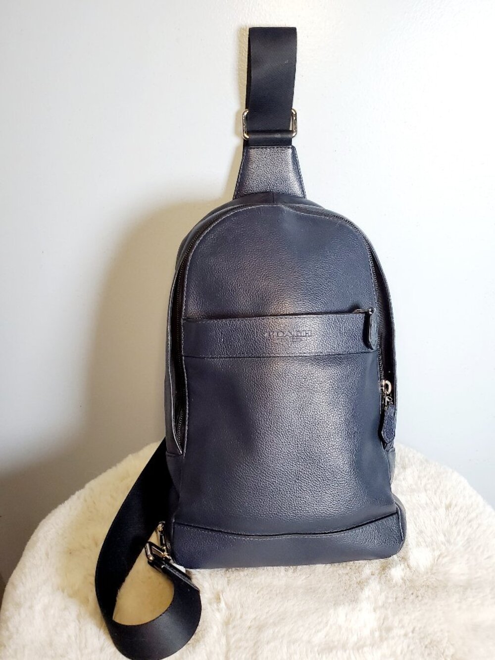 Coach Black Pebbled Leather Sling Backpack Crossbody Bag Mens Travel EDC F54770